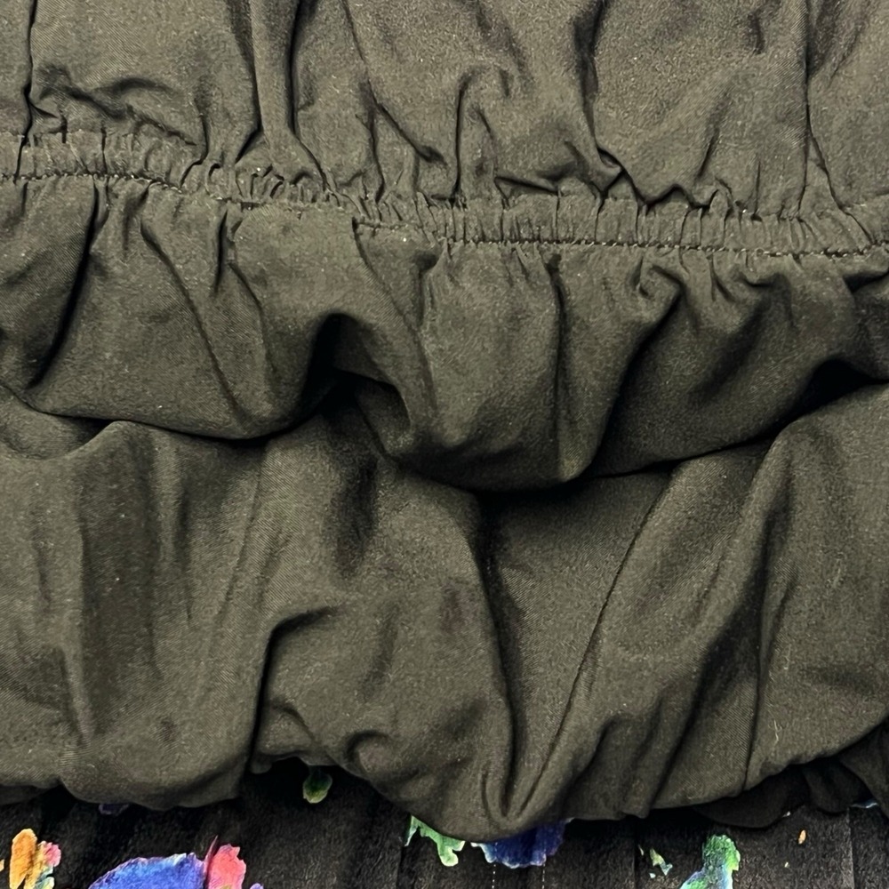 Molly Bracken Pleated Dress Black Floral V-Neck Short Sleeve‎ Boho Flowy Chic - Picture 9 of 10
